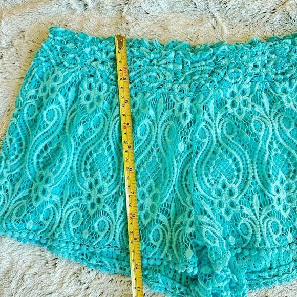 O'Rageous Women's Size Medium/Large Crochet Lace Beach Turquoise Coverup Shorts - Picture 4 of 7
